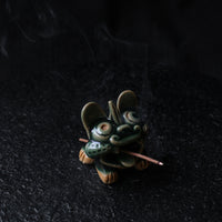 Green mini Wamao 瓦猫 - Incense holder