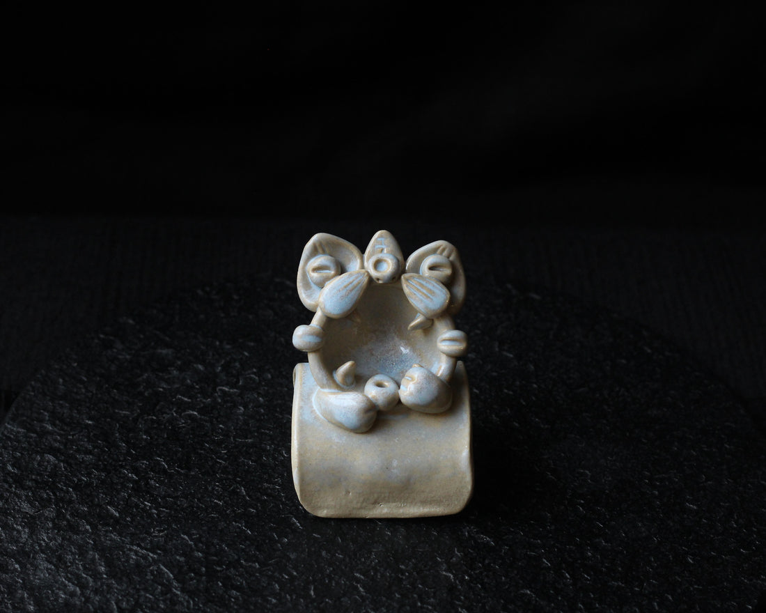 Sky Blue Wamao 瓦猫 - Incense holder
